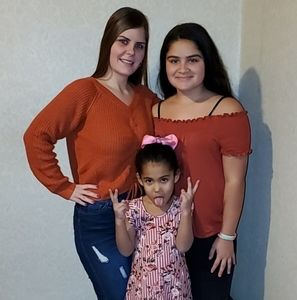 Meet your Posher, Melissa